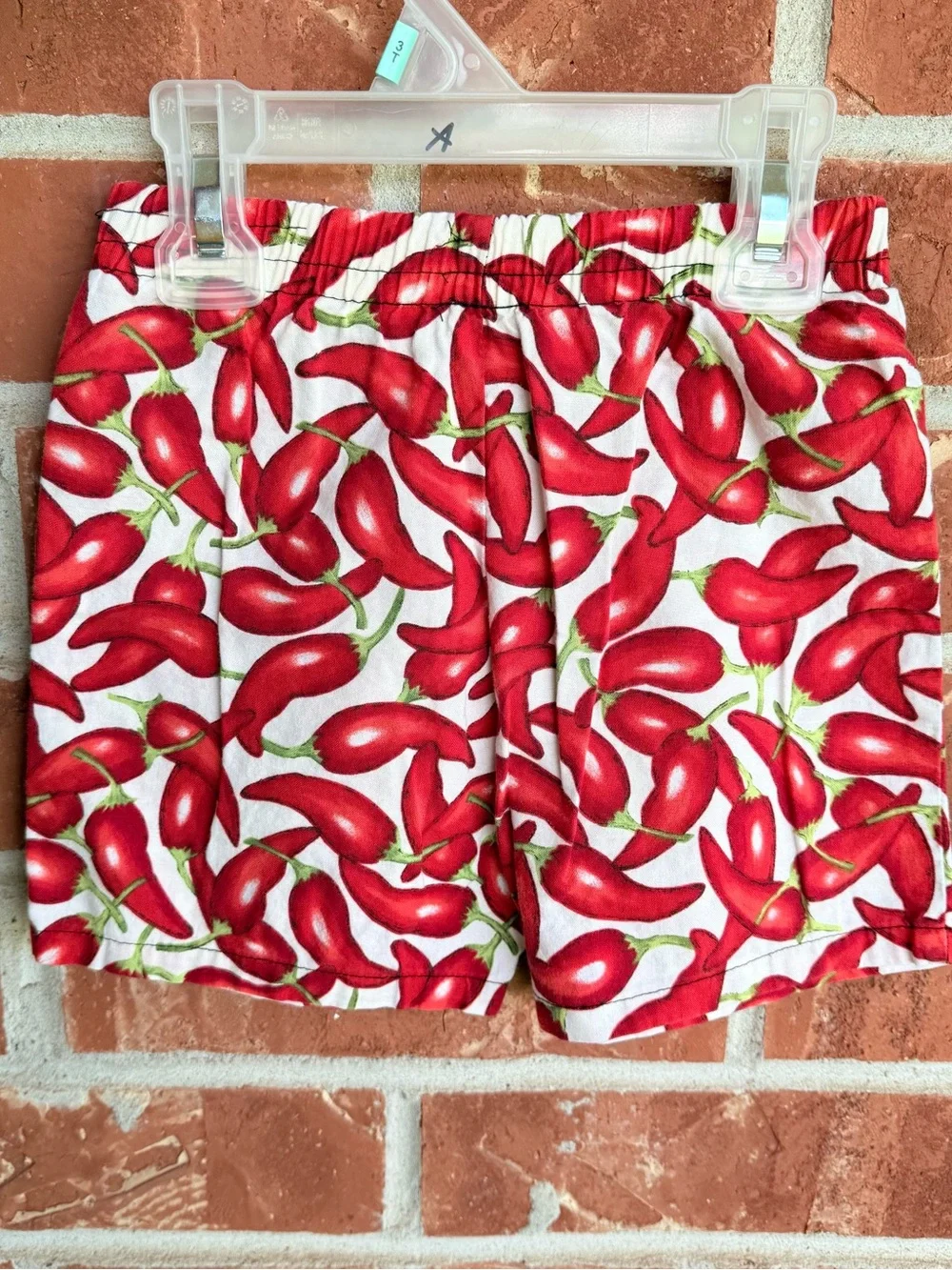 Vintage boys Red chili pepper print shorts with elastic waistband size 3T